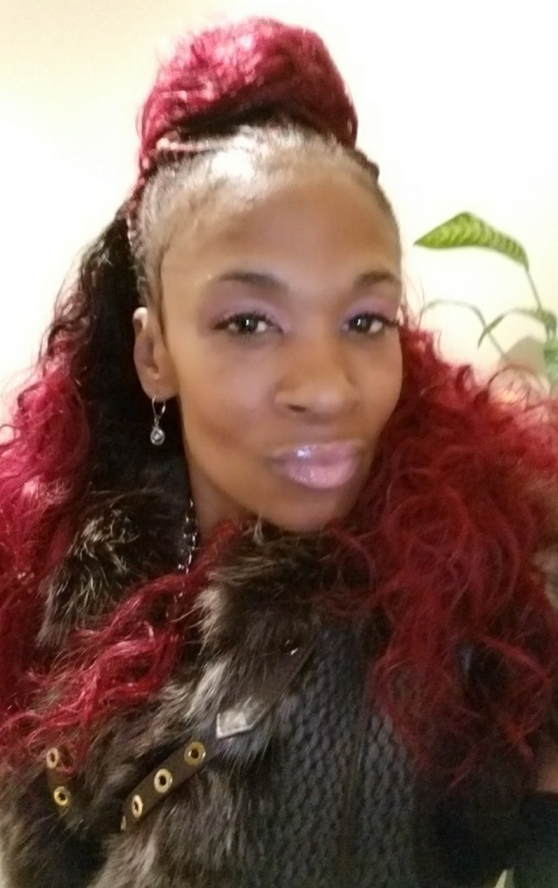 Meet your Posher, Charmaine